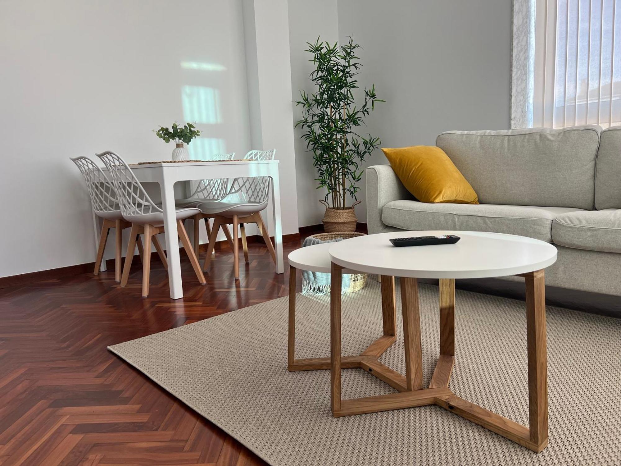 Abaleen Apartment *